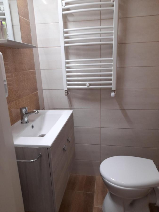 Orion Panzio Bed & Breakfast Hajdúszoboszló Dış mekan fotoğraf