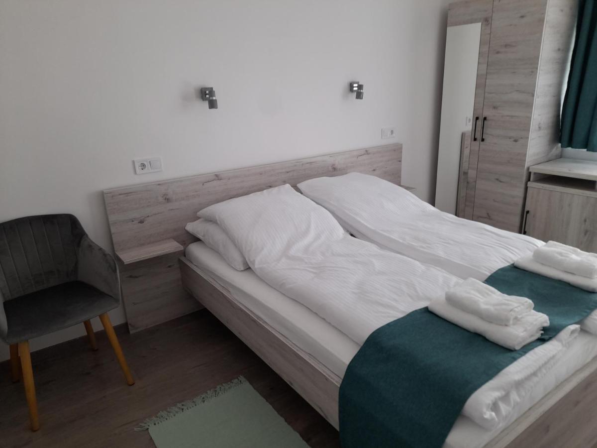 Orion Panzio Bed & Breakfast Hajdúszoboszló Dış mekan fotoğraf