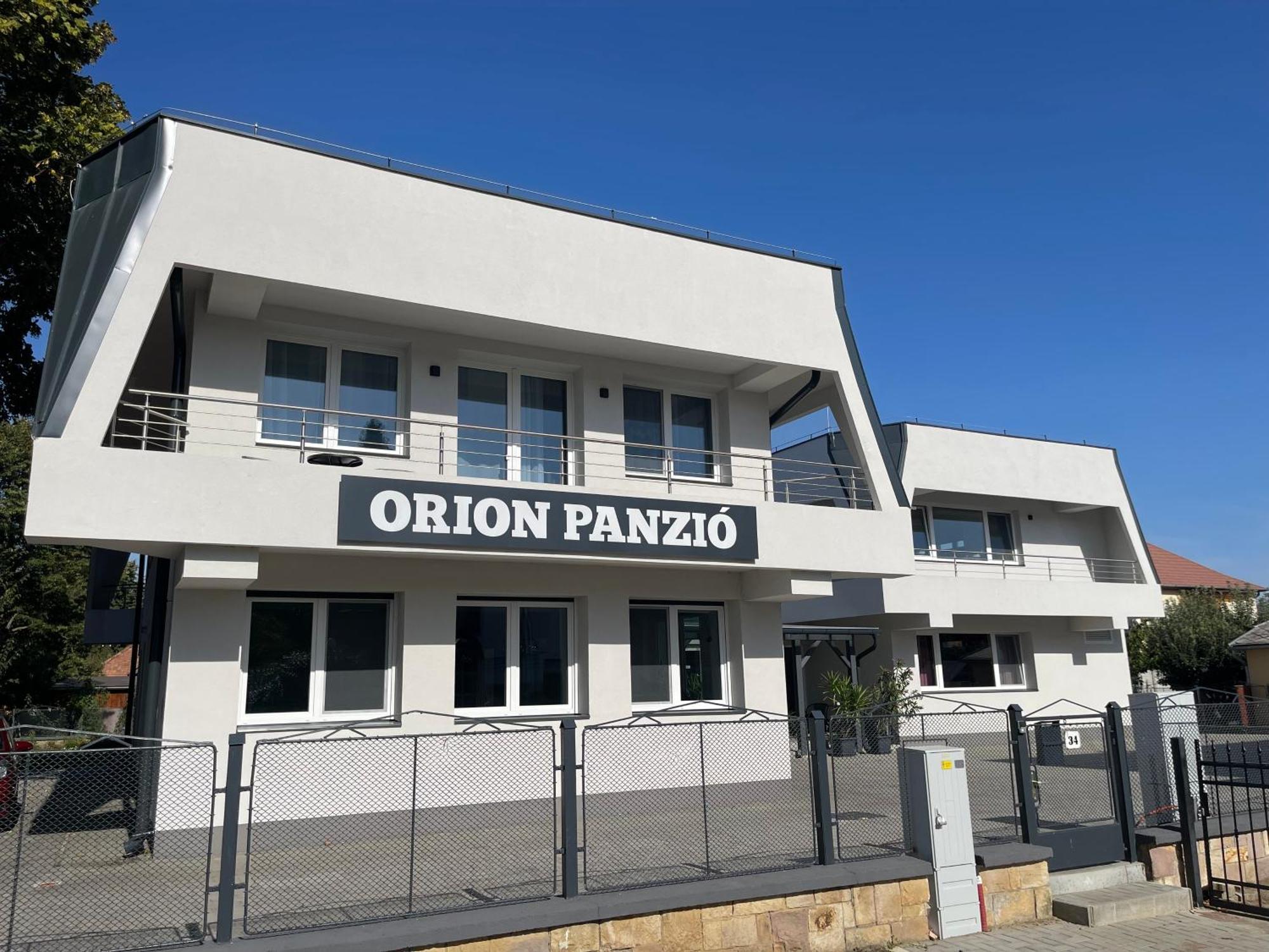 Orion Panzio Bed & Breakfast Hajdúszoboszló Dış mekan fotoğraf