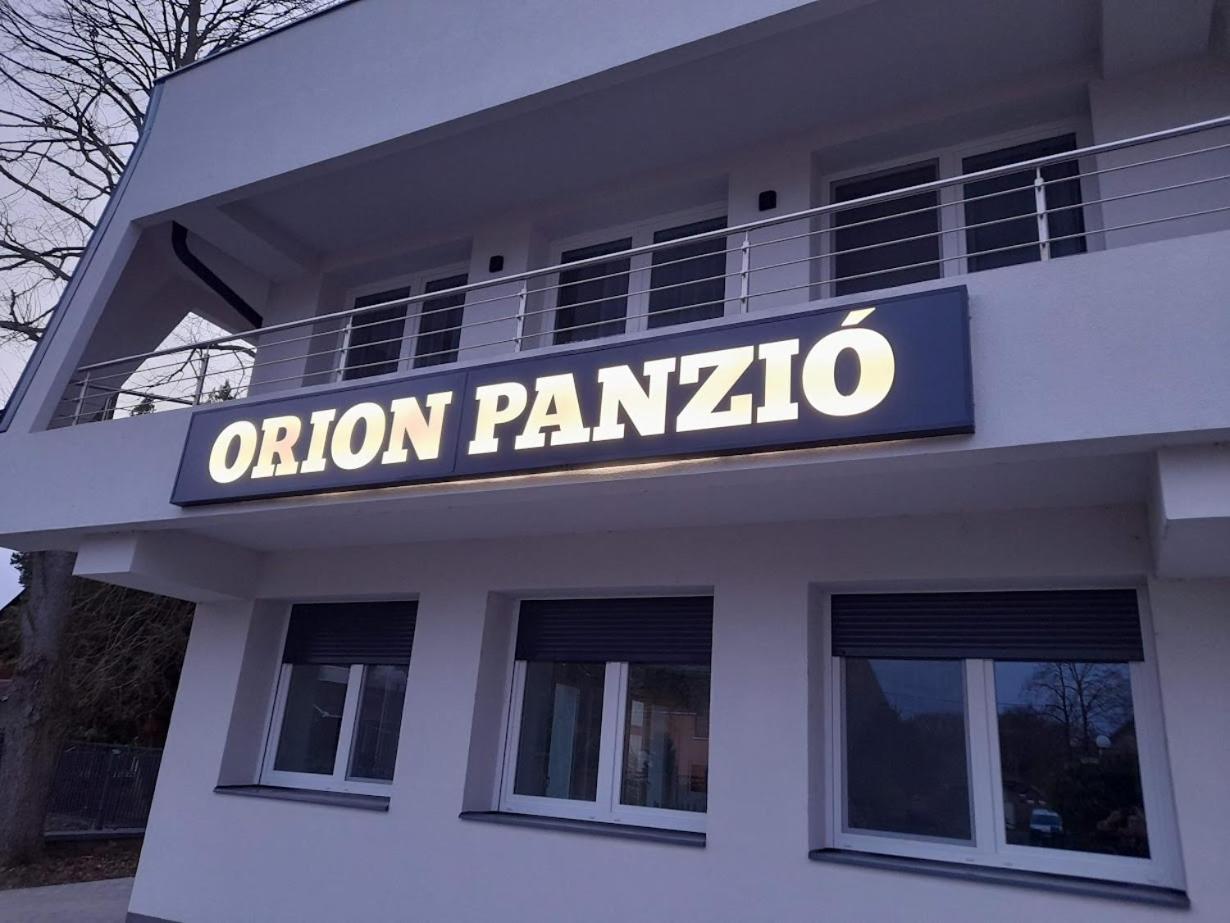 Orion Panzio Bed & Breakfast Hajdúszoboszló Dış mekan fotoğraf